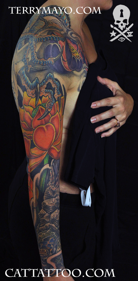 Tattoos - Dagon Grabbing Lotus - 93666